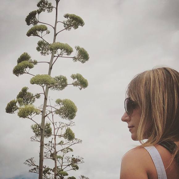 Meet your Posher, Alessandra - Picture 1 of 1